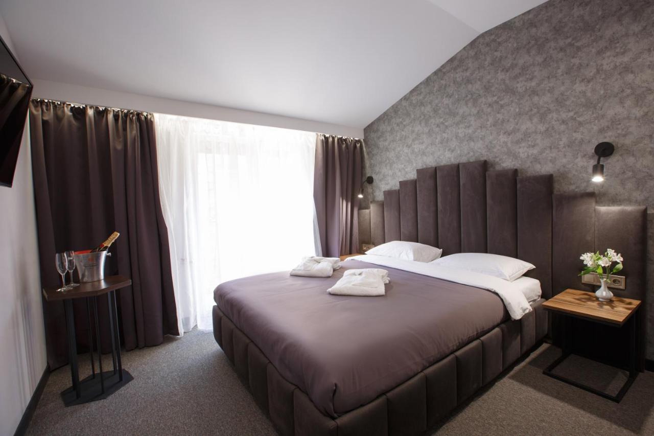Kulikovskiy Hotel ハルキウ エクステリア 写真