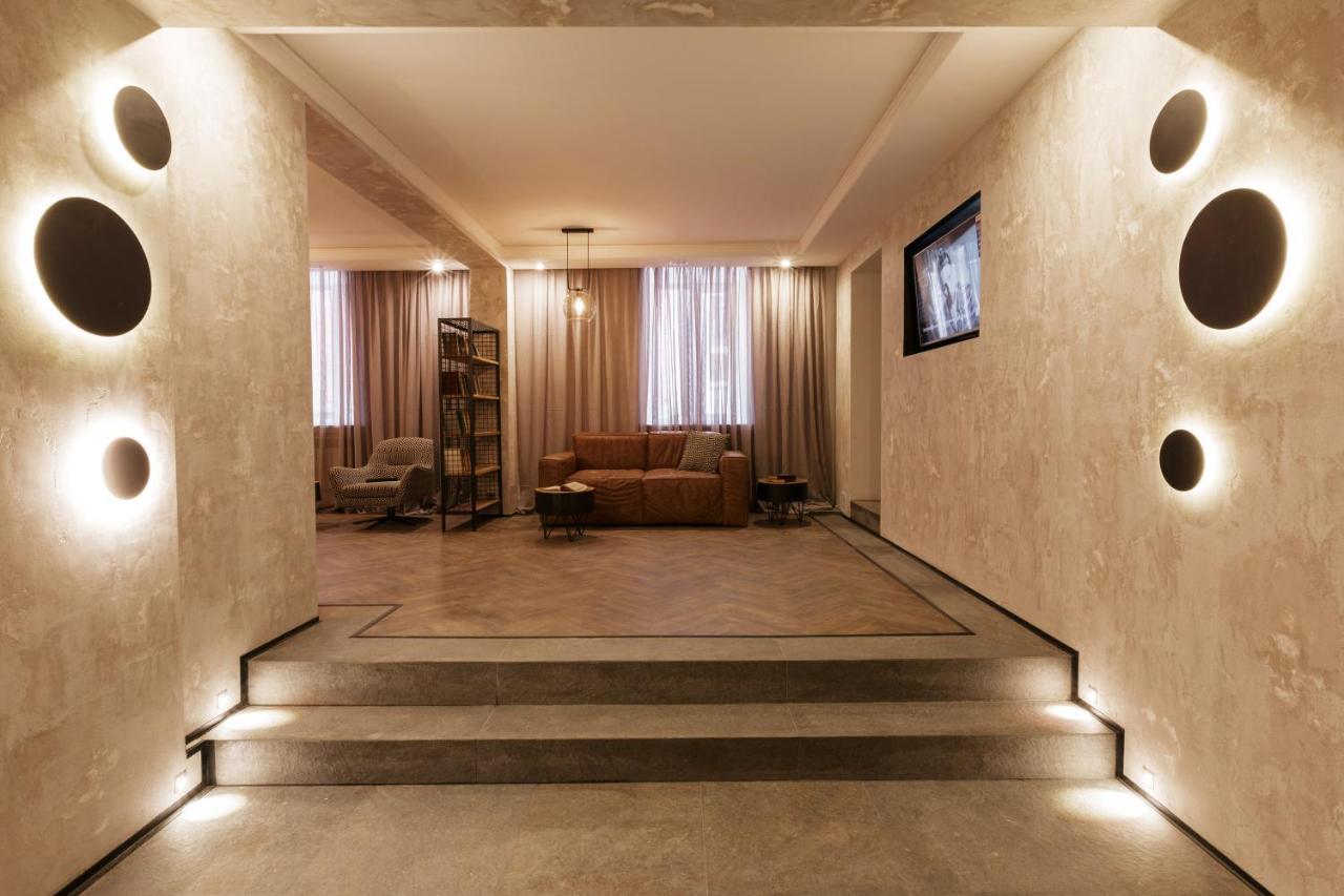 Kulikovskiy Hotel ハルキウ エクステリア 写真